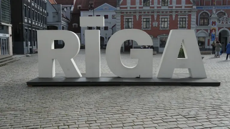 Dzejas dienas 2026 Rīgā: praktisks kultūras vakara plāns
