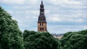 Rīgas Doms: gadsimtu arhitektūra un vieta pilsētas dzīvē